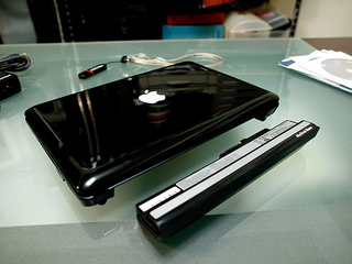 Illustration for article titled MacBook Nano Looks Like It Came from Cupertino